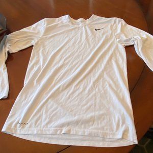 Nike Dri-Fit Long Sleeve Medium